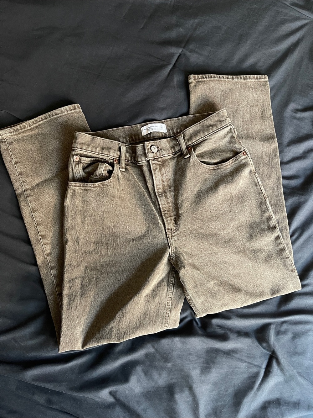 Abercrombie & Fitch The ’90s Straight Ultra High Rise Jeans Brown Wash Sz 30/10